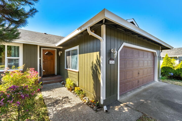 Property Photo: 1476 Winchester Avenue CA 95519