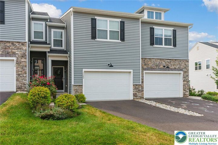 7522 Clayton Avenue  Upper Saucon Twp PA 18036 photo