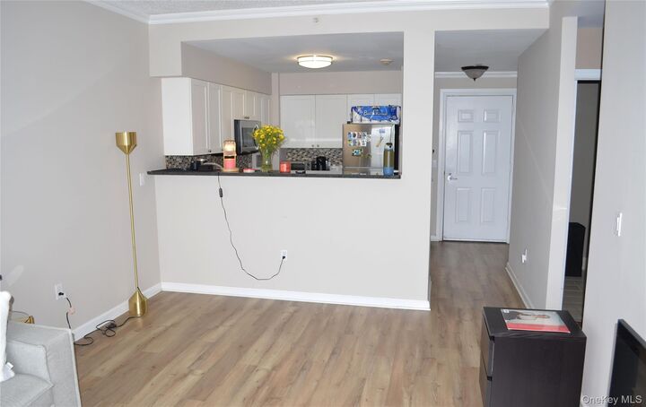 Property Photo:  300 Mamaroneck Avenue 722  NY 10605 