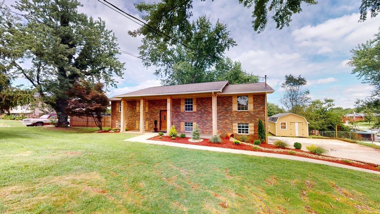 Property Photo: 514 Phyllis Circle TN 37877