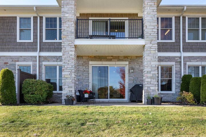 Property Photo:  406 N Hamilton 208  MI 48602 
