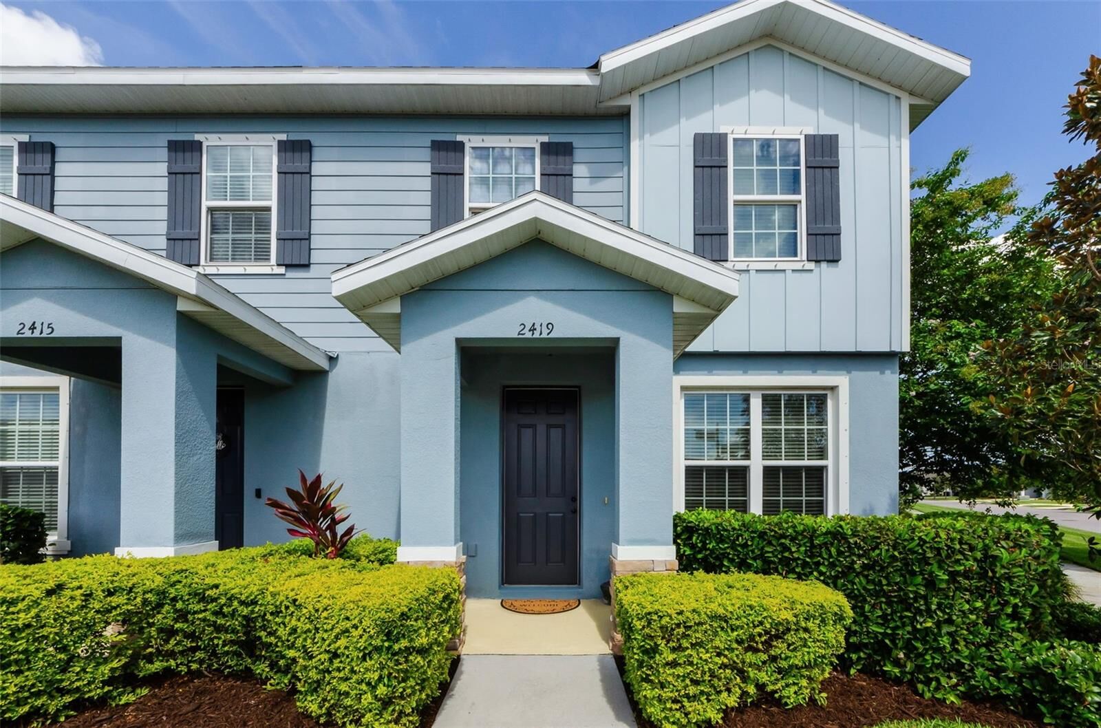 Property Photo:  2419 Gathering Way  FL 33556 