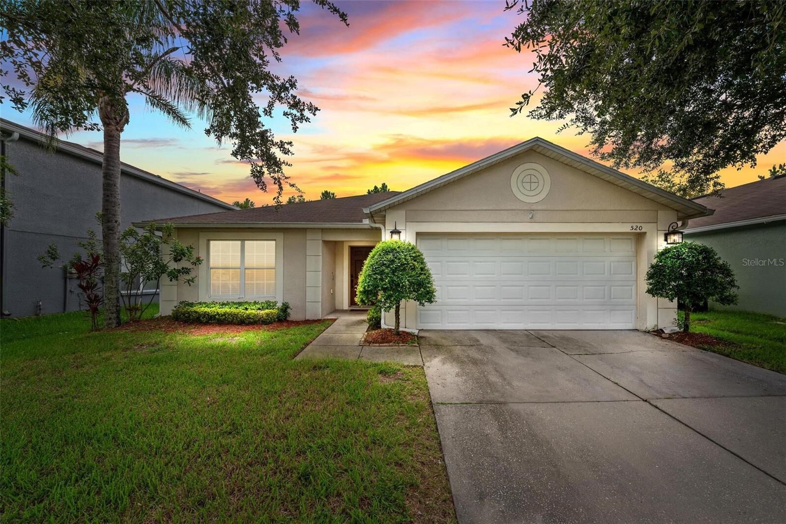 Property Photo:  520 Windrose Drive  FL 32824 
