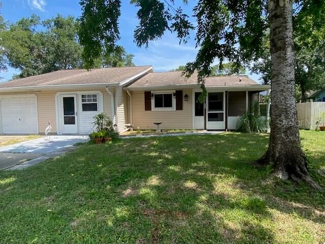 Property Photo: 1045 Amber Circle FL 32129