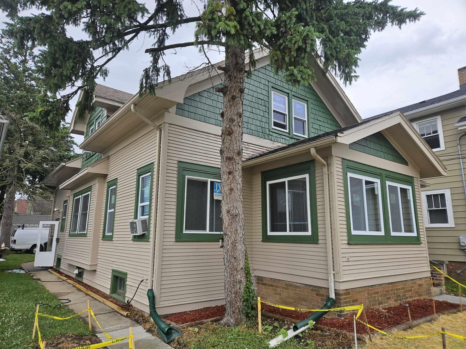 Property Photo:  2306 Taylor Ave  WI 53403 