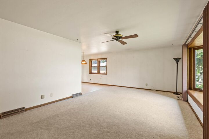 Property Photo: 6935 78th St 6925 WI 53142