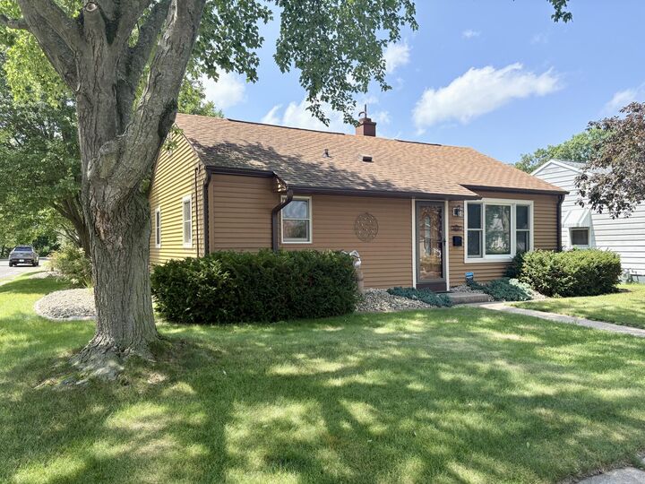 Property Photo: 2624 14th St WI 54601