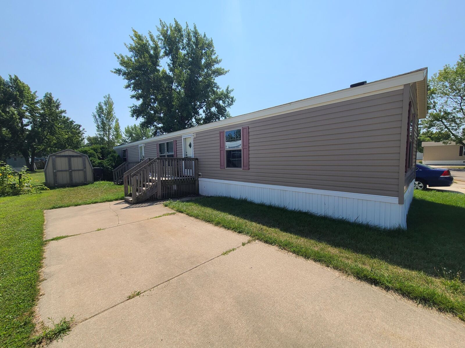 Property Photo:  604 W John Beers Rd  MI 49127 