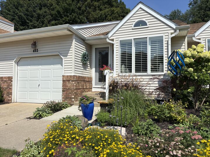 Property Photo:  453 Amity Street  MI 49406 