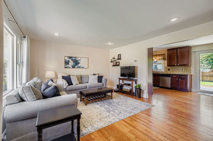 Property Photo: 7513 Dorothy Lane IL 60477