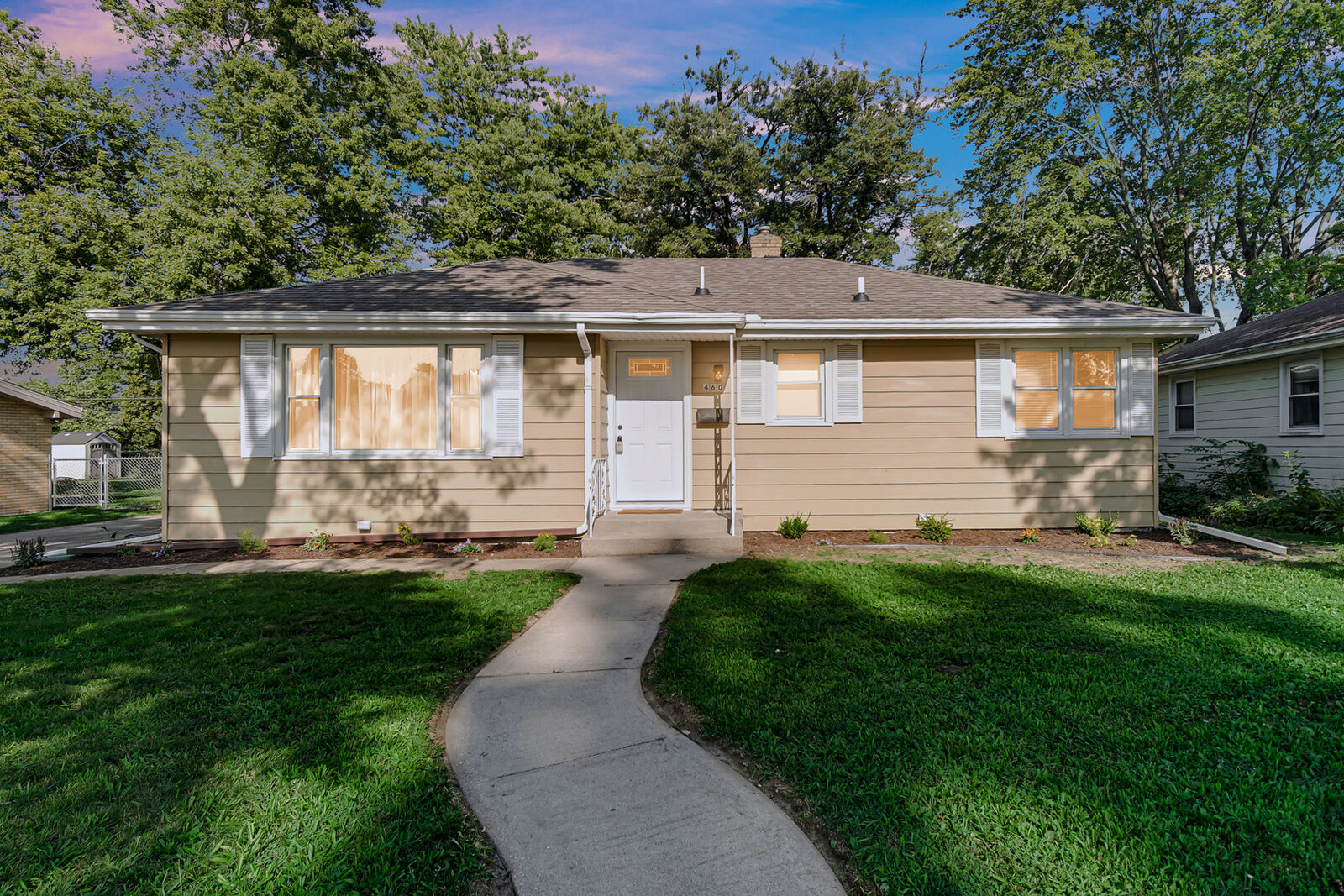 Property Photo: 460 Marian Avenue IL 60915