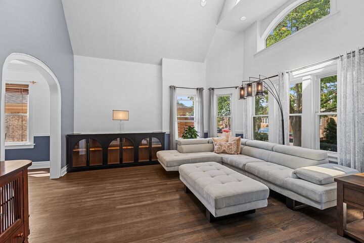 Property Photo:  2925 N 74th Court  IL 60707 