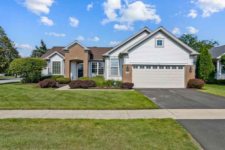 Property Photo: 12332 Cold Springs Drive IL 60142