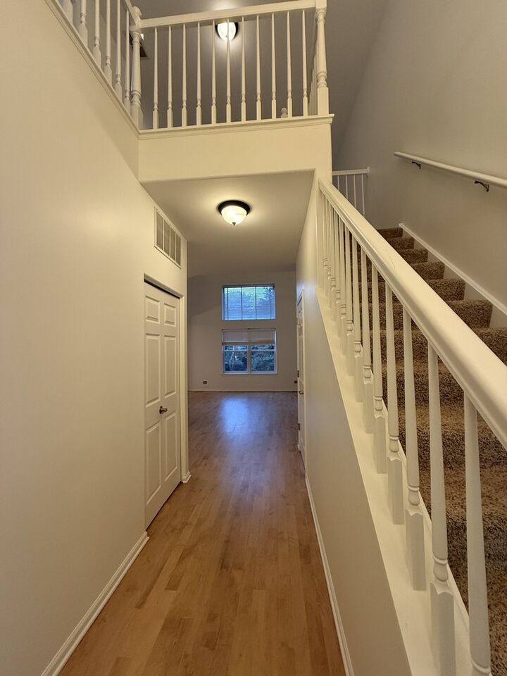Property Photo: 3062 Tangley Oaks Trail 3062 IL 60532