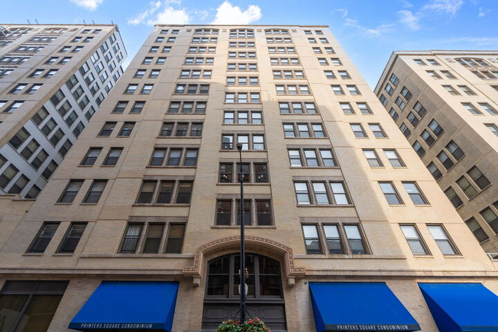 780 S Federal Street 909  Chicago IL 60605 photo