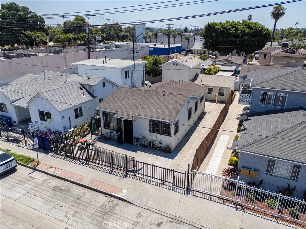 Property Photo:  1142 E Century Boulevard  CA 90002 