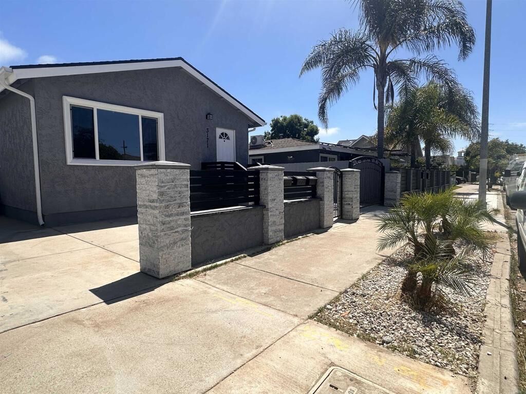 Property Photo: 3171 3175 K Street CA 92102