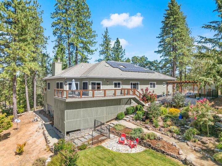 Property Photo: 943 Eden Valley Road CA 95713