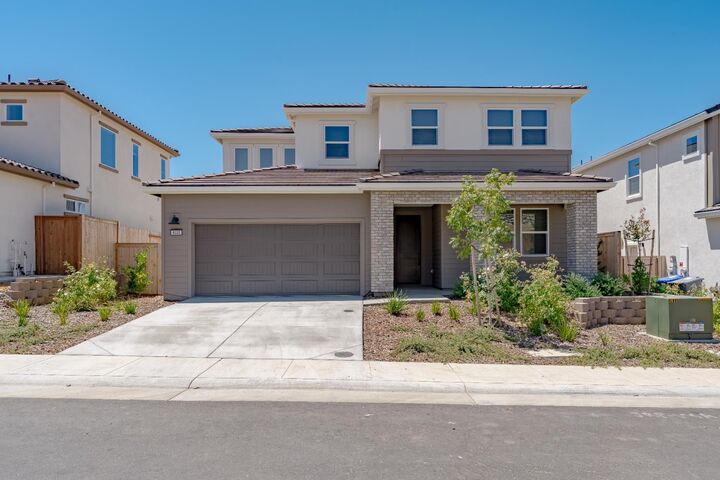 Property Photo: 4688 Snapdragon Way CA 95630