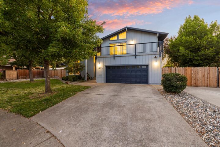 Property Photo: 3870 Maudray Way CA 95608
