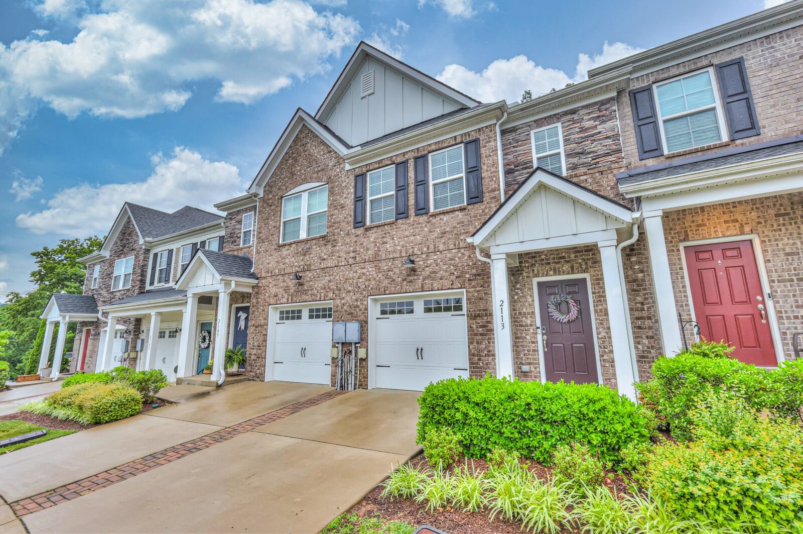 Property Photo: 2113 Belle Creek Way TN 37221
