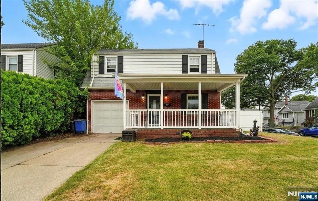 Property Photo:  40 Rosedale Avenue  NJ 07407 