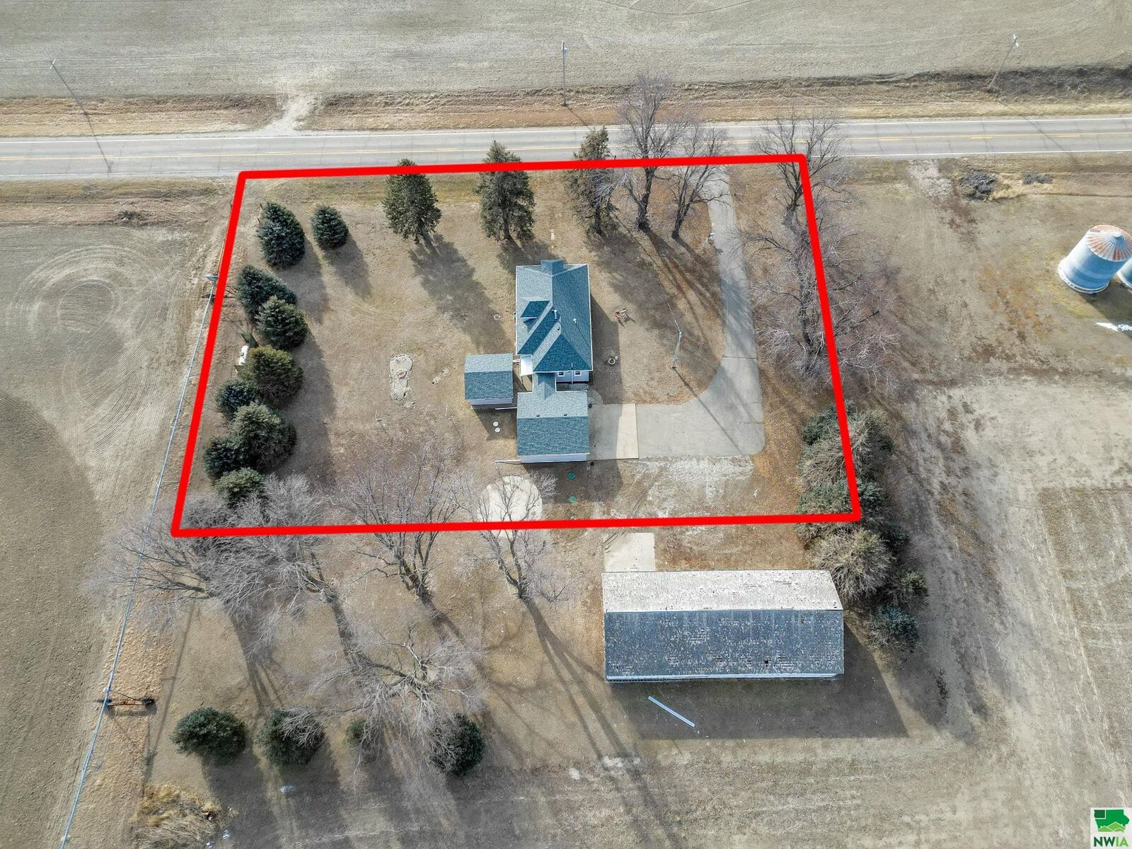 Property Photo: 16035 K-42 Co Hwy IA 51063