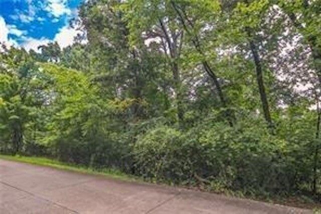 Property Photo:  84 S Kestrel Drive  AR 72703 