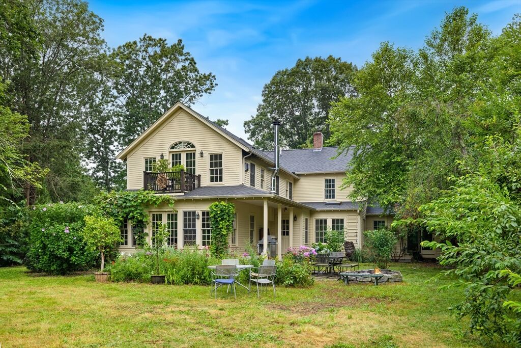 Property Photo:  244 Lincoln Rd  MA 01773 