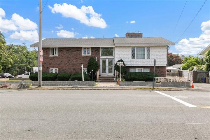 Property Photo:  295 Sargent St  MA 02151 