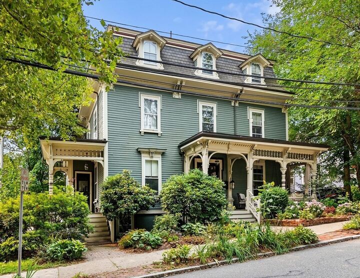 14 Russell St 3  Arlington MA 02474 photo