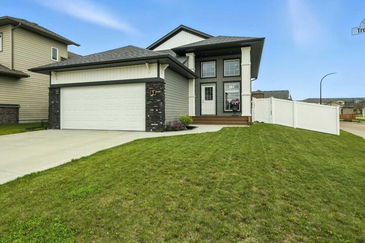 2 Trebble Close  Red Deer AB T4P 0W6 photo