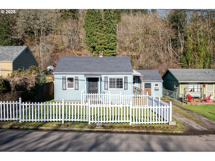 715 NW 10th Ave  Camas WA 98607 photo