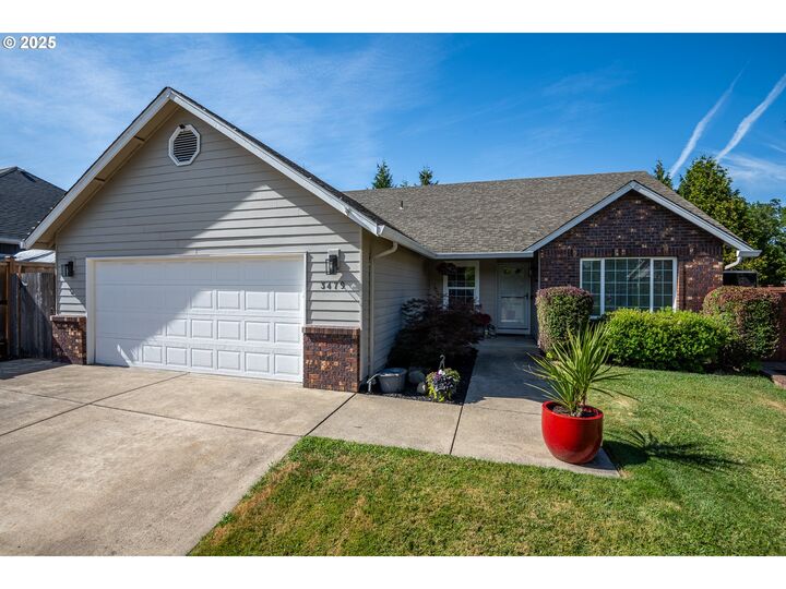 Property Photo:  3479 Quailridge Ln  OR 97404 