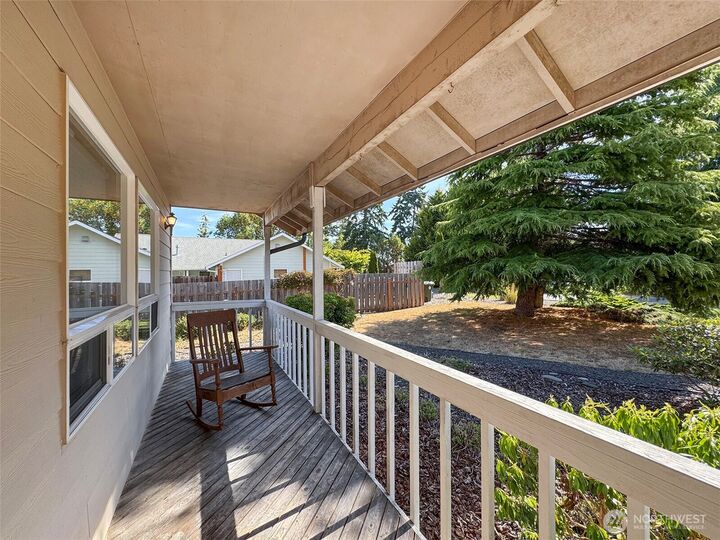 Property Photo: 714 S Evans Avenue WA 98363