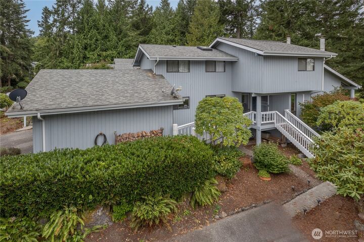 Property Photo:  100  Highland Greens 1  WA 98365 