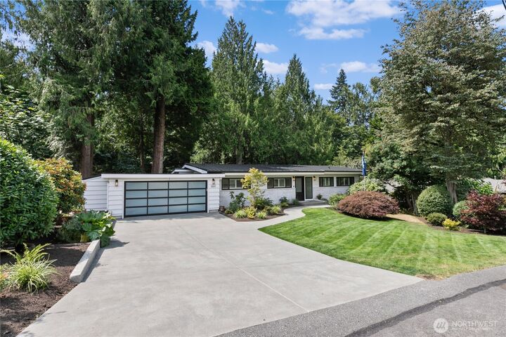 Property Photo: 3227 103rd Place NE WA 98004