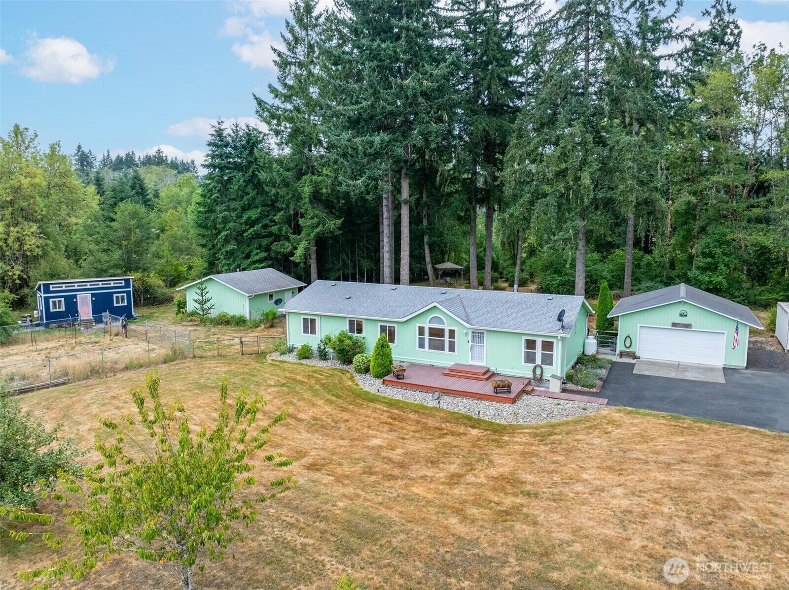 Property Photo:  1159  King Road  WA 98596 