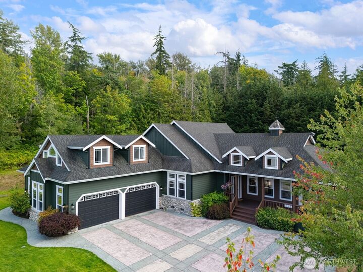 Property Photo: 4224 Dumas Avenue WA 98229