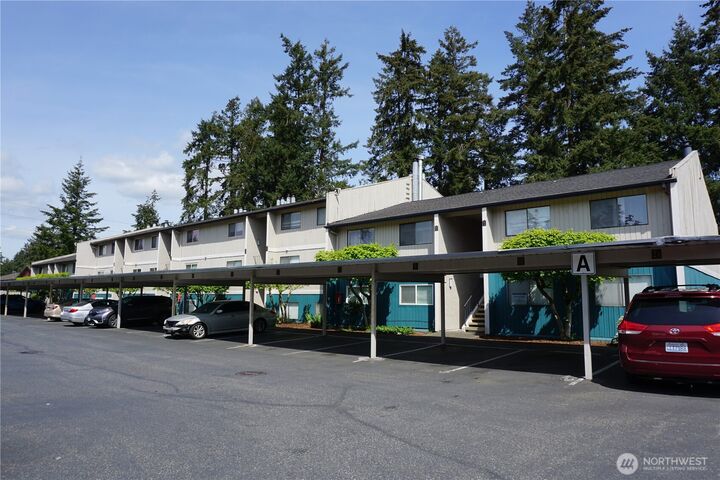 Property Photo:  3435  Auburn Way S 15  WA 98092 