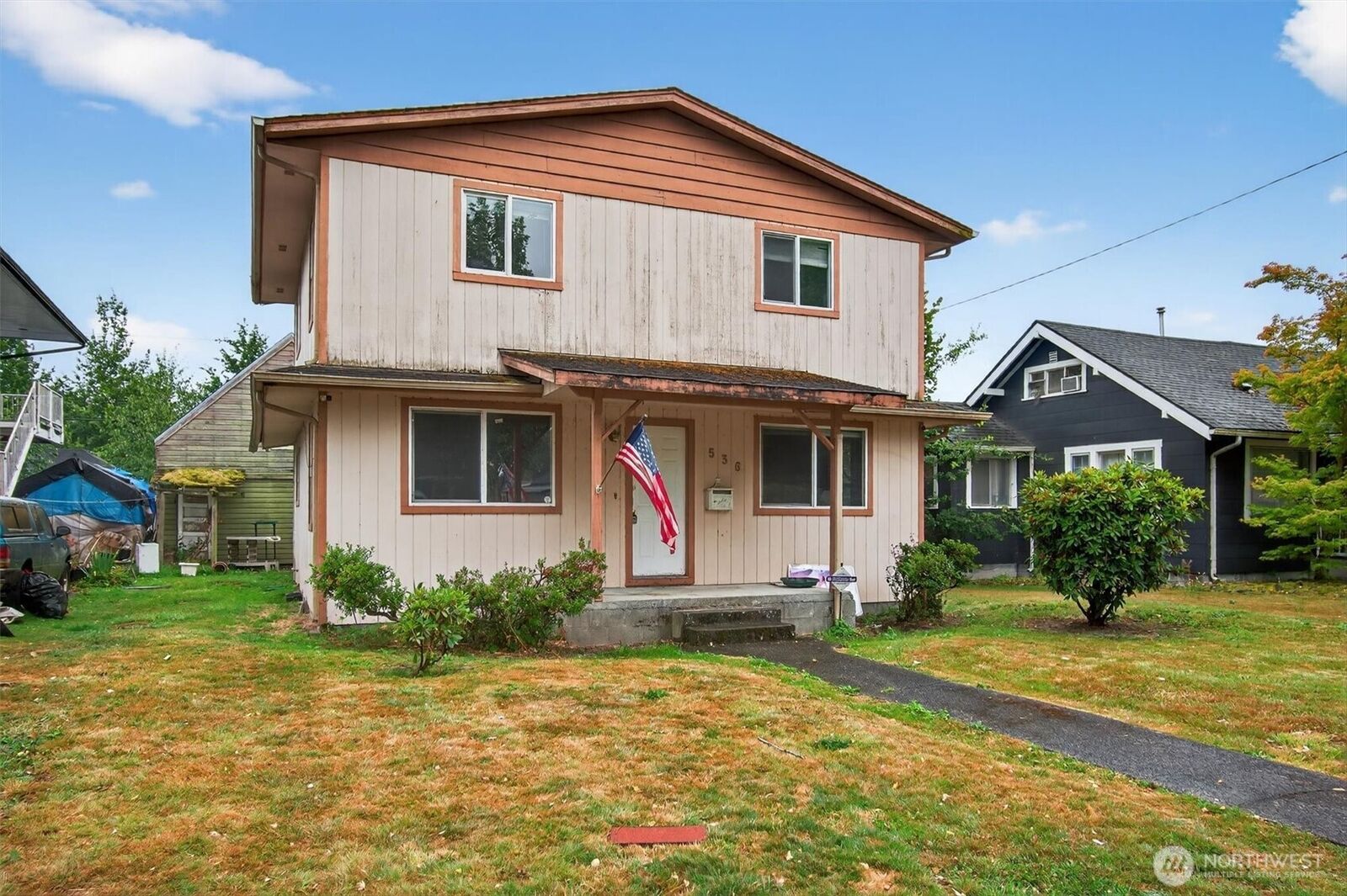 Property Photo:  536  18th Avenue  WA 98632 