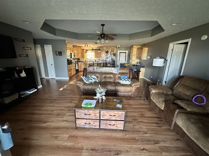Property Photo:  147 Green Leaf Drive  KY 42127 