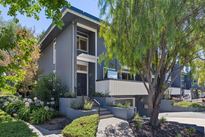 307 Carlos Avenue  Redwood City CA 94061 photo