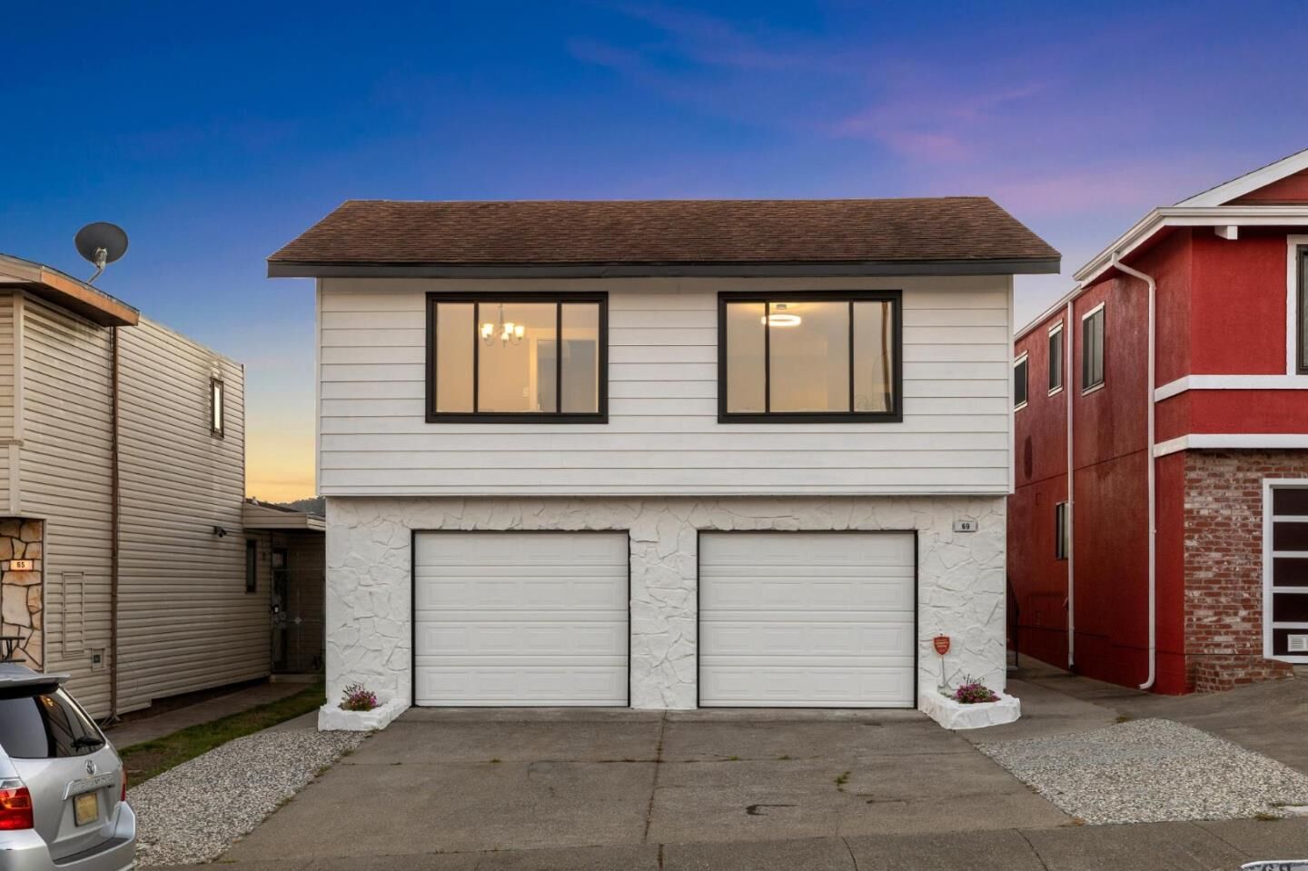 Property Photo:  69 Plymouth Circle  CA 94015 