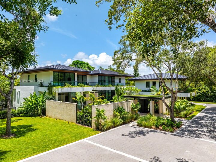 Property Photo:  10840 Old Cutler Rd  FL 33156 
