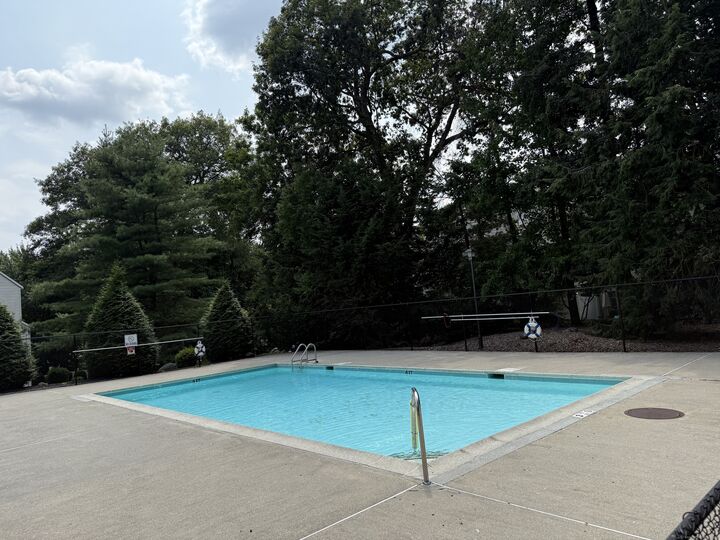 Property Photo:  2A Jeanette Street 54  CT 06811 