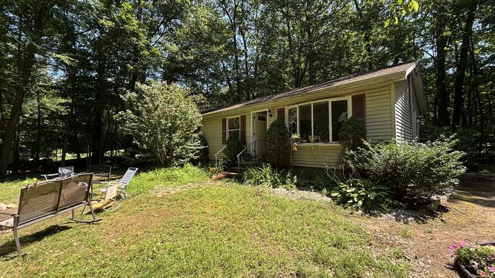 Property Photo: 220 Buena Vista Road CT 06238
