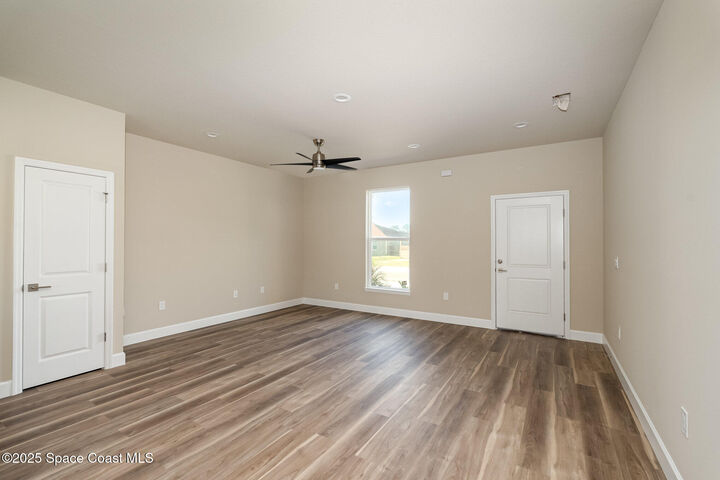 Property Photo: 509 Andrew Street SE FL 32909