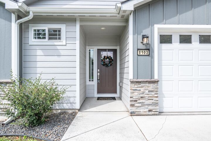 Property Photo: 8103 E Nora Ave WA 99212