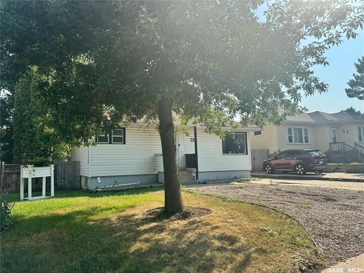 Property Photo:  71 22nd Street E  SK S6V 1M8 